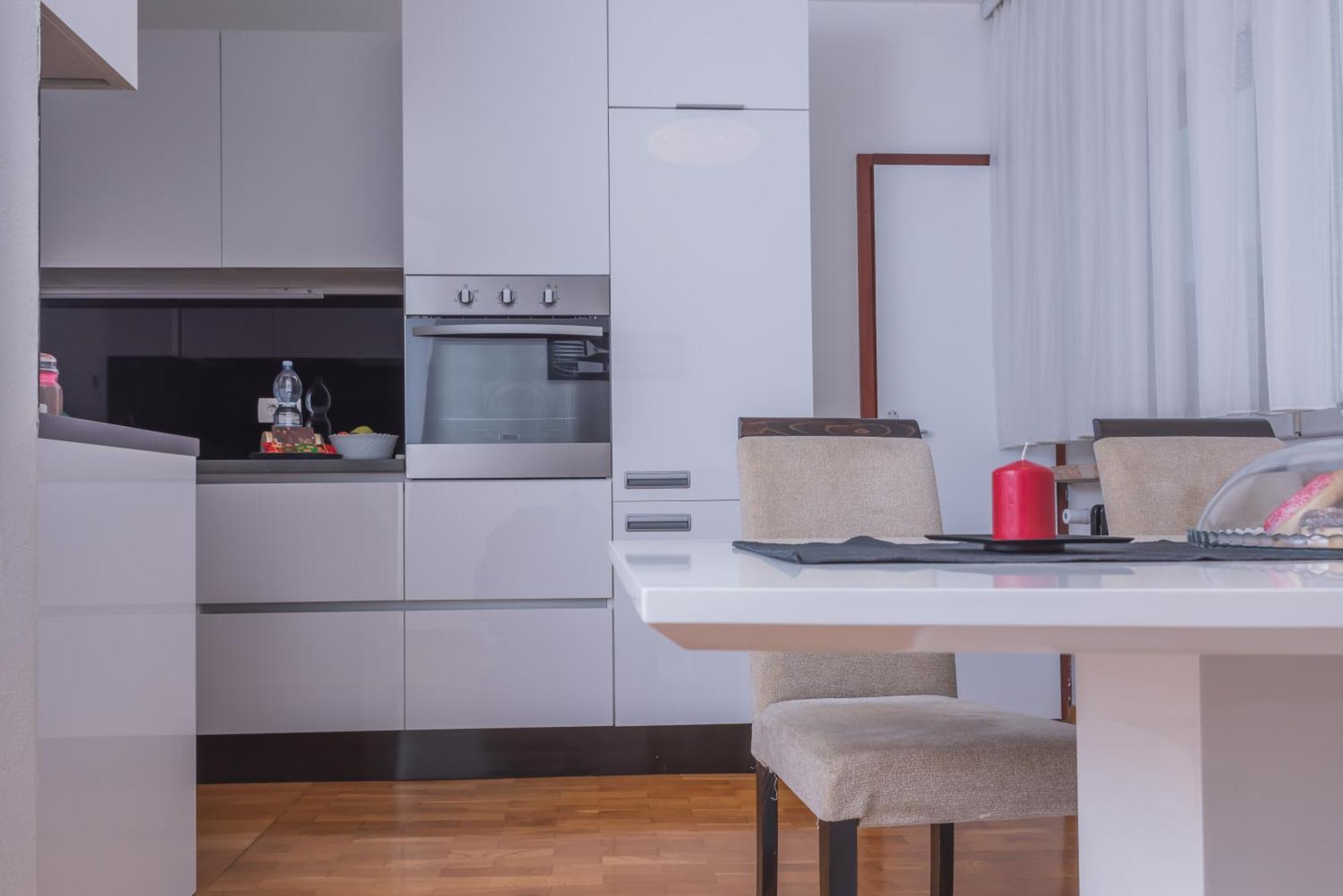Apartment Check In Zagreb Maksimir-Free Parking エクステリア 写真